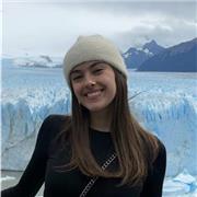 Estudiante de Medicina, con experiencia como niñera y profesora particular.